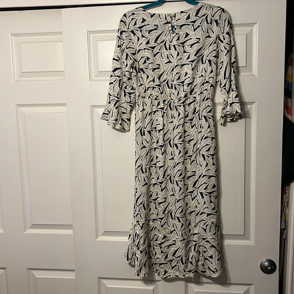 Elsta floral dress - Picture 3 of 4